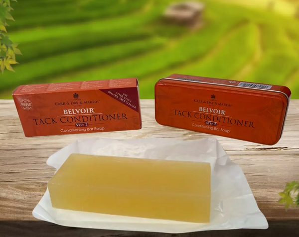 Belvoir s&auml;ilytysrasia Tack Conditioning Soap hoitoaineelle